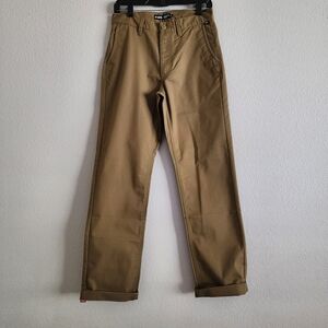 ​Vans Authentic Chino Relaxed Pant Color Is More On GREEN side. Like New 28 EUC